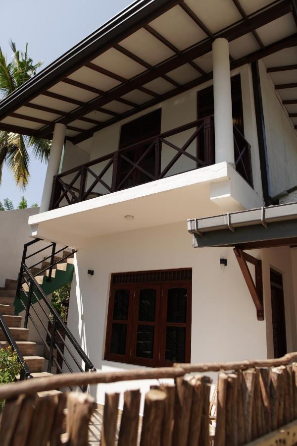 Hotel Surf Nest Hiriketiya Dikwella Exterior foto