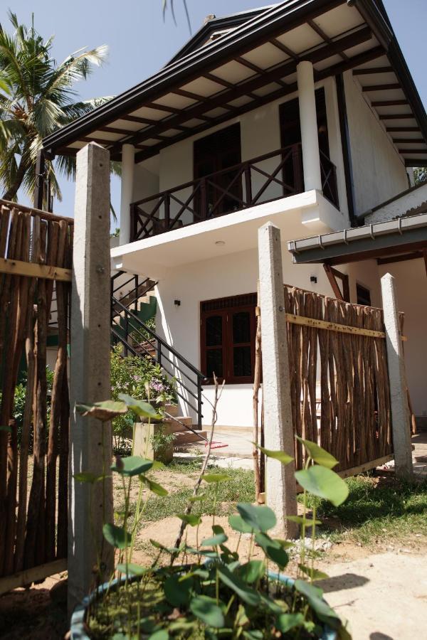 Hotel Surf Nest Hiriketiya Dikwella Exterior foto
