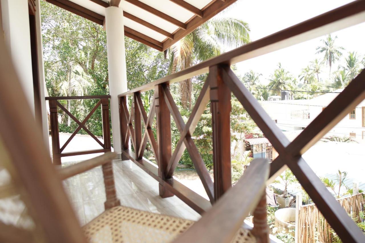 Hotel Surf Nest Hiriketiya Dikwella Exterior foto