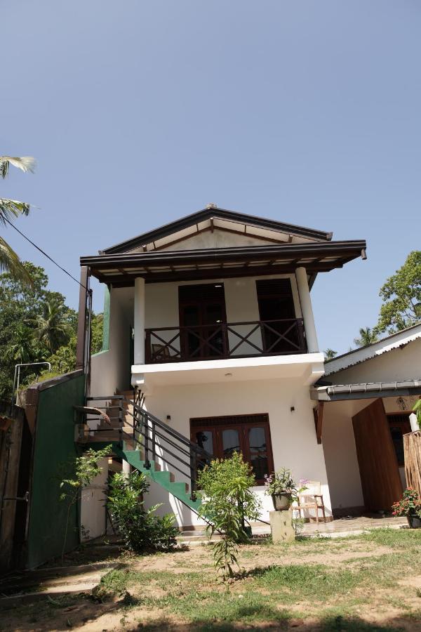 Hotel Surf Nest Hiriketiya Dikwella Exterior foto