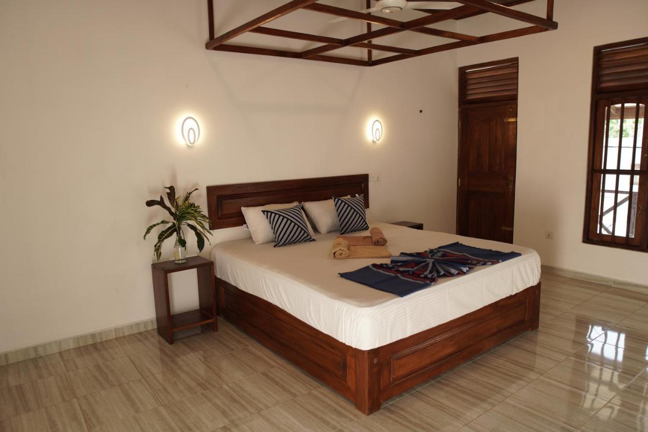 Hotel Surf Nest Hiriketiya Dikwella Exterior foto
