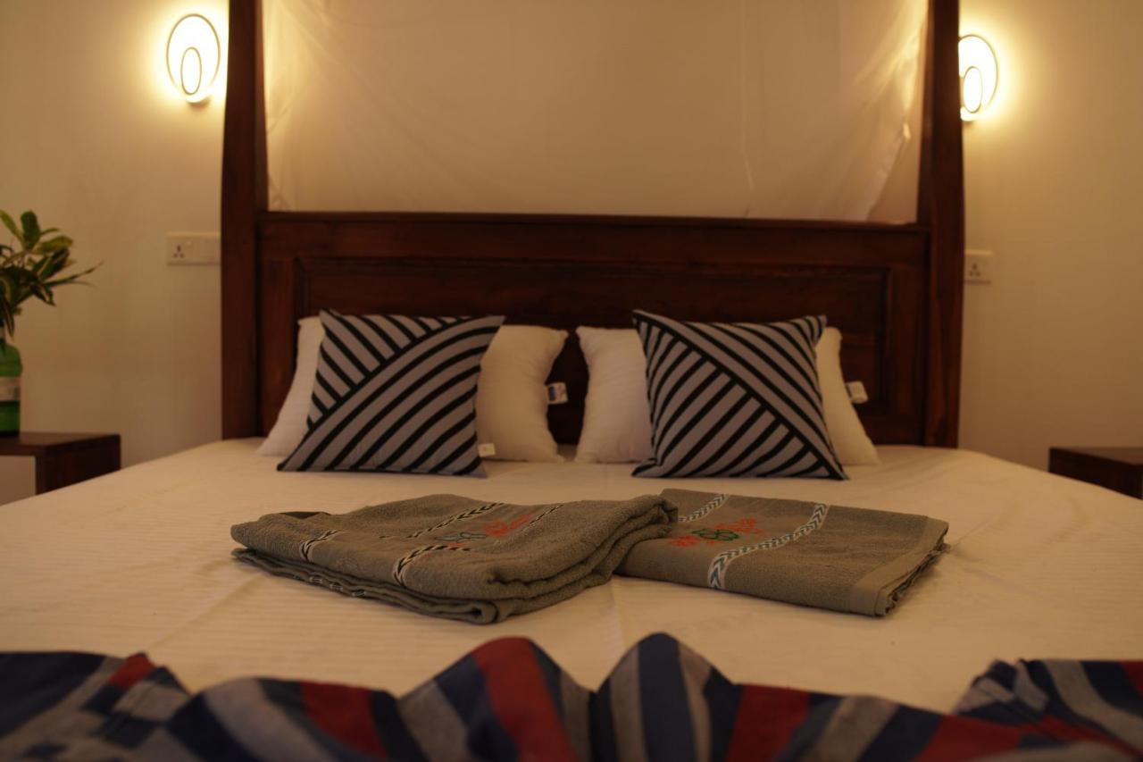 Hotel Surf Nest Hiriketiya Dikwella Exterior foto