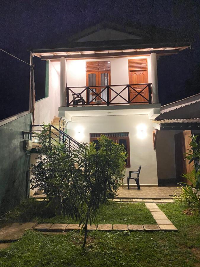 Hotel Surf Nest Hiriketiya Dikwella Exterior foto